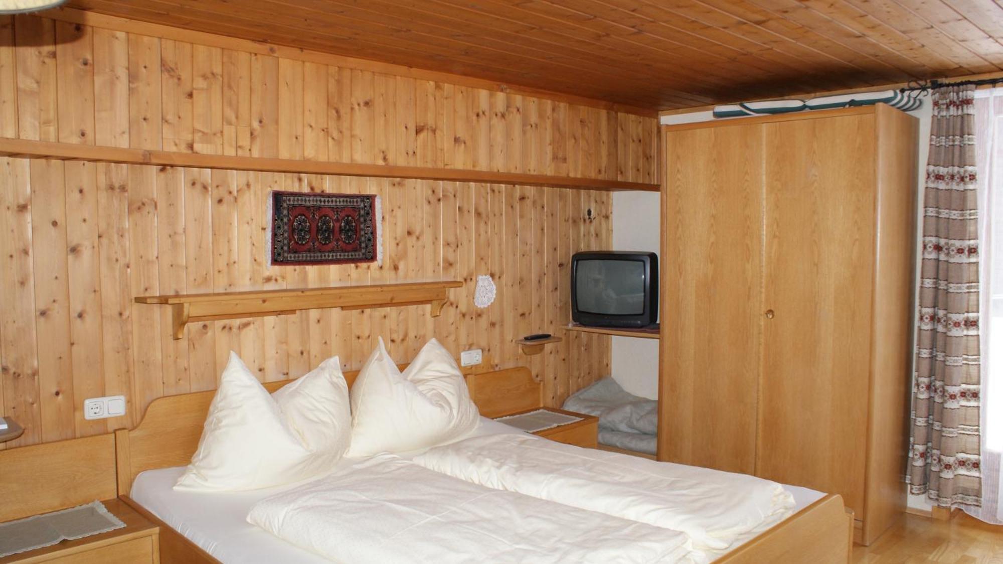 Gasthaus Oberweissen-Hittl Sankt Jakob in Defereggen Dış mekan fotoğraf